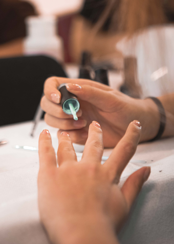 Negle & Makeup - Klik for at tilmelde dig